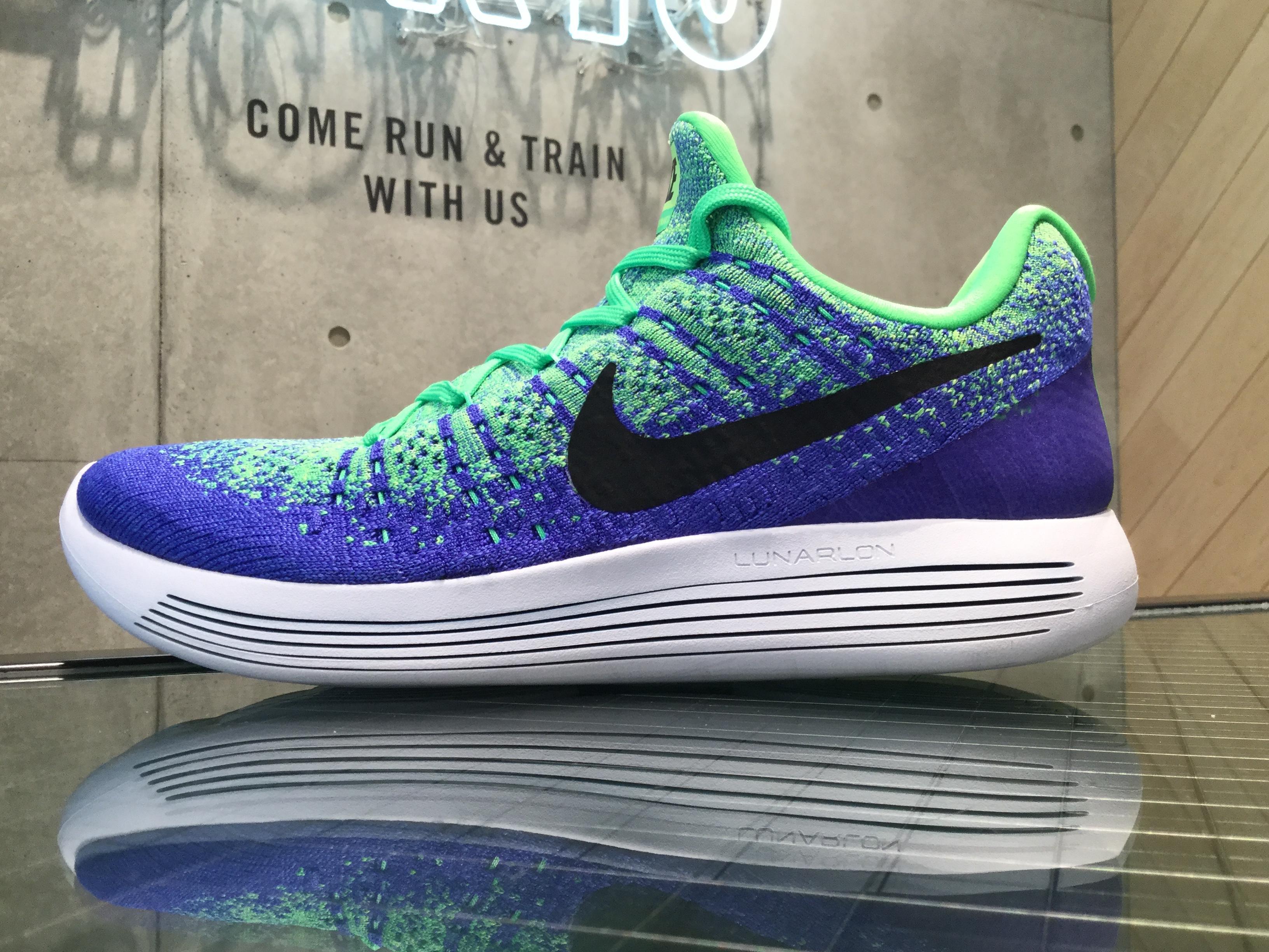ウォーキング・ランニングウェア NIKE LUNAREPIC FLYKNIT 23cm Nike. NIKE LUNAREPIC FLYKNIT RUNNER'S REVIEW Nike.com (JP)